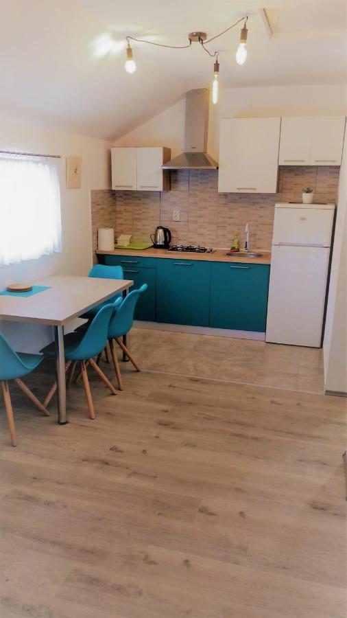 Galesic Apartments & Rooms コレニツァ エクステリア 写真